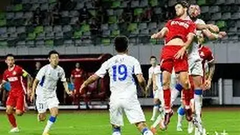 厄齐尔遭反噬：因恶意攻击中国被剥夺2200万镑合约